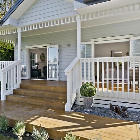 The Retreat Luxury Garden Villa Taupo Eksteriør billede