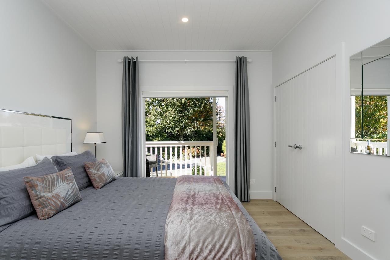The Retreat Luxury Garden Villa Taupo Eksteriør billede